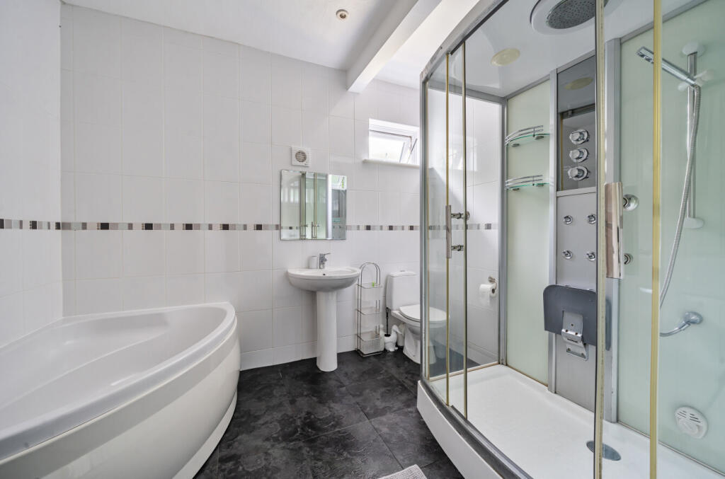 1284104-90-682b60...