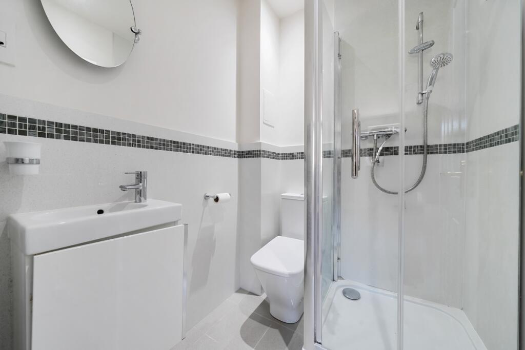 1320568-14-686d3a...