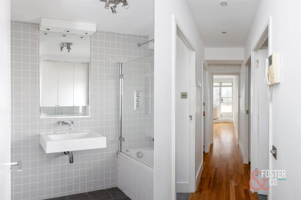 Embassy Court, Flat 77-025portrait.jpg