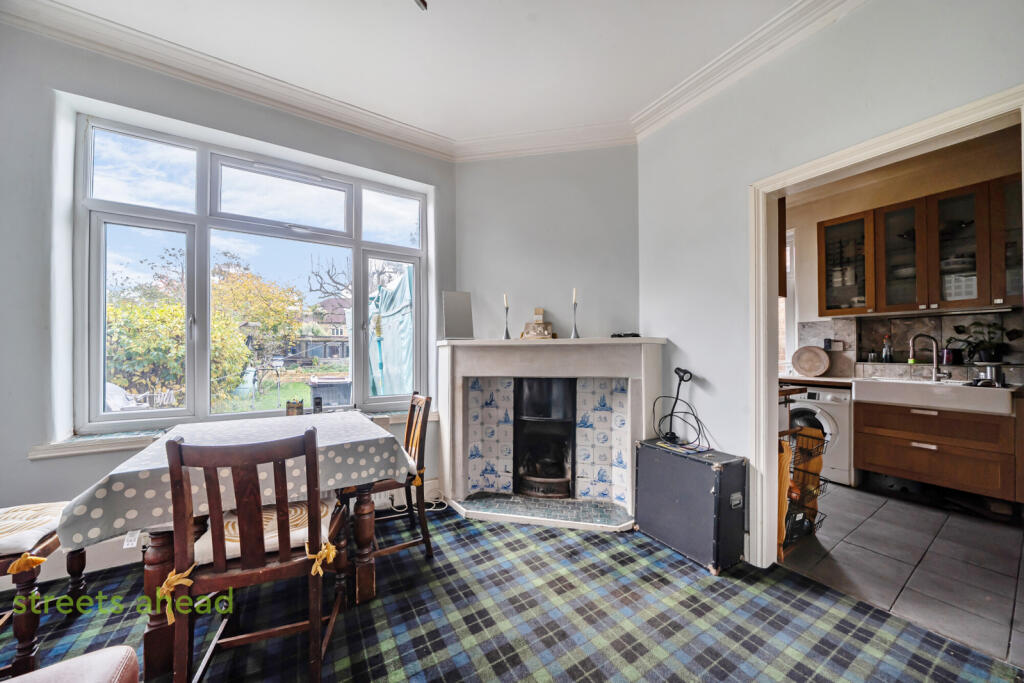 2261cb20-1f12-457...