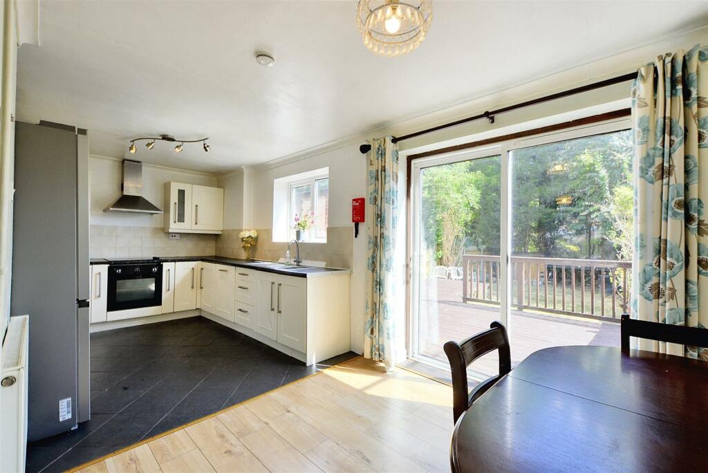 Kitchen Diner_1.jpeg