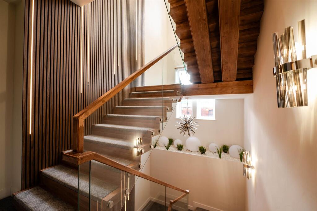 ImeldaPhoto_CromptonHouse_CommunalSpace7.jpg