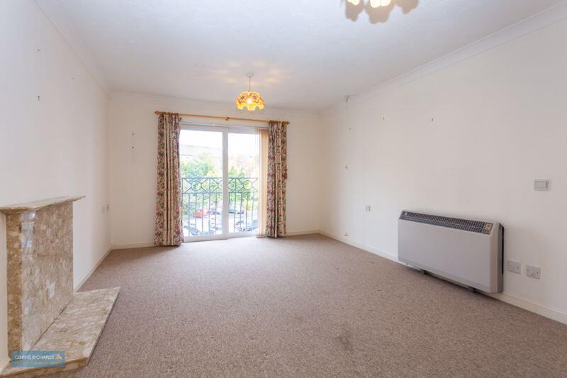 Sitting/Dining Room