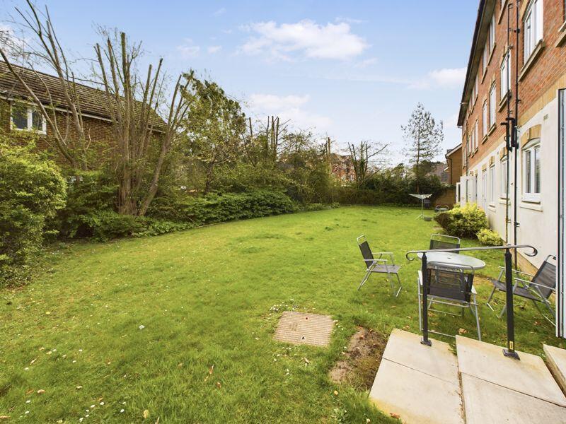 REAR COMMUNAL GARDEN