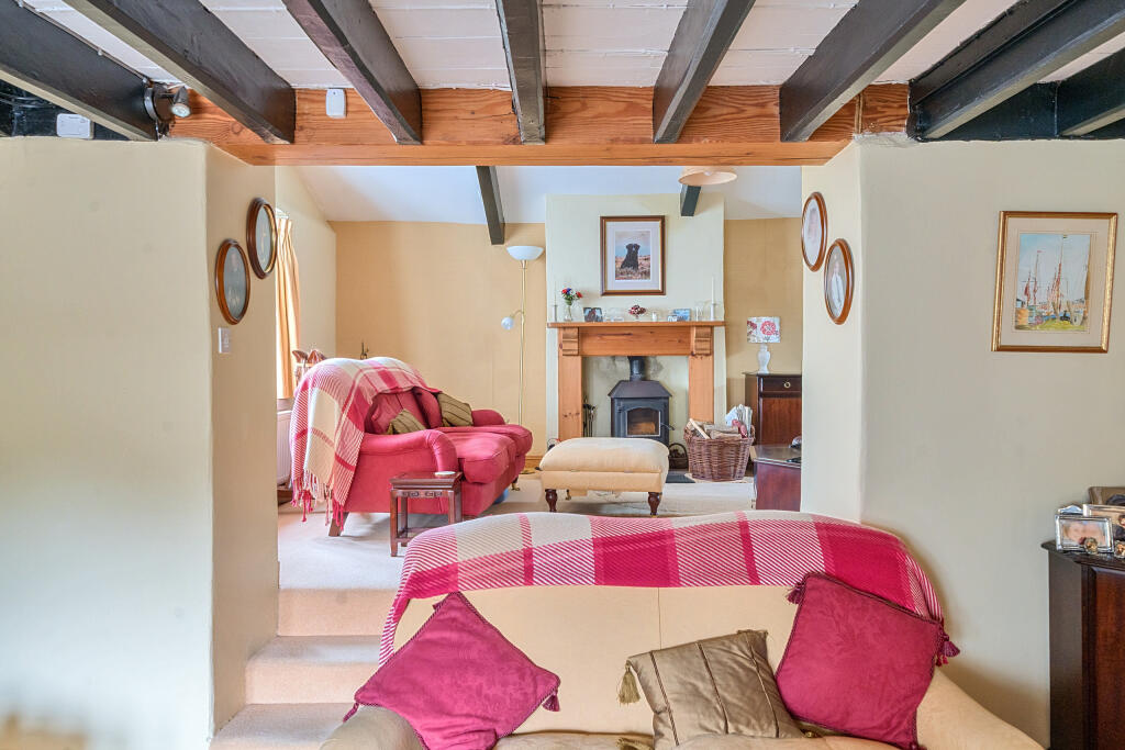 1334569-12-689dd77b82ff1