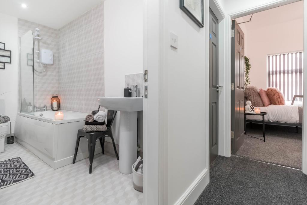 Apt 6 1a Holmes St L