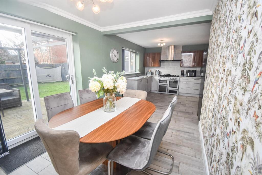 KITCHEN LIVING DINING