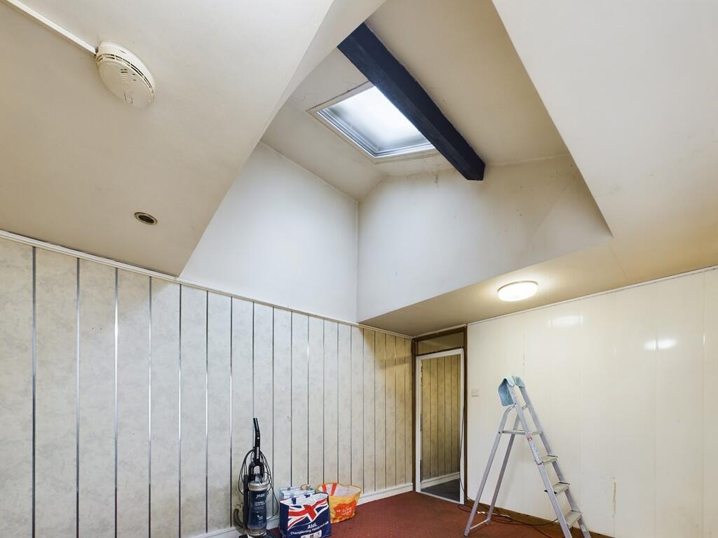 CAM03974G0-PR0102...