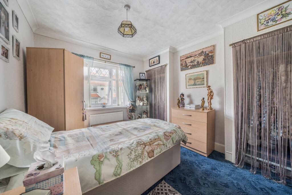 1355635-7-68dcf6115b384