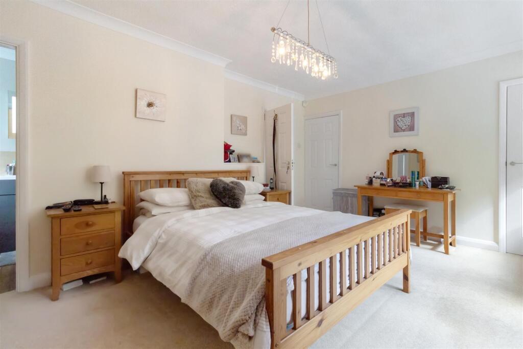 Longlands 20-024.jpg