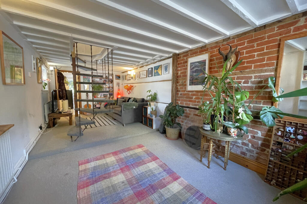 Living/Dining Room