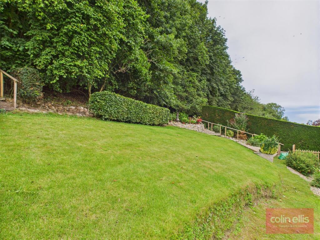 CAM05075G0-PR0167-STILL021.jpg