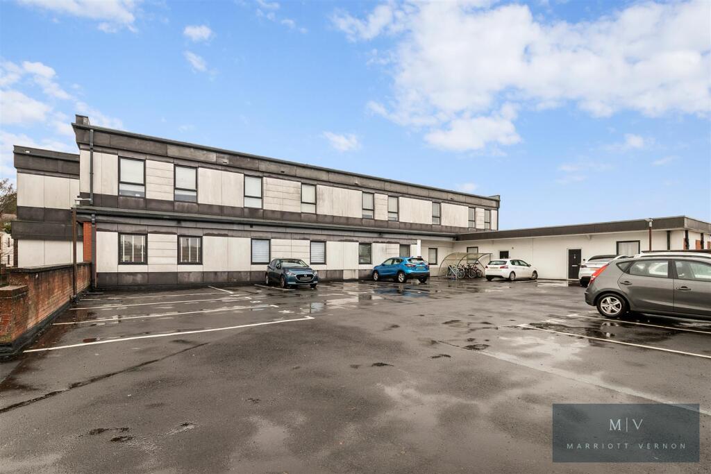 Faversham House 15 MV-10.jpg