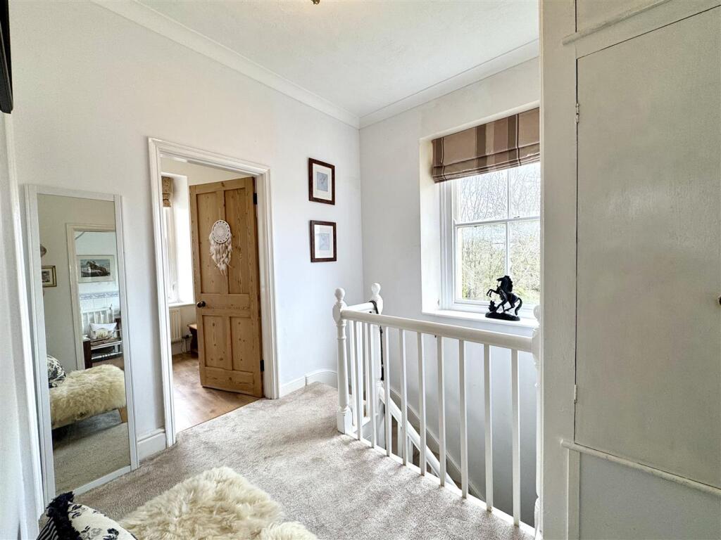 FIRST FLOOR STAIRS AND LANDING