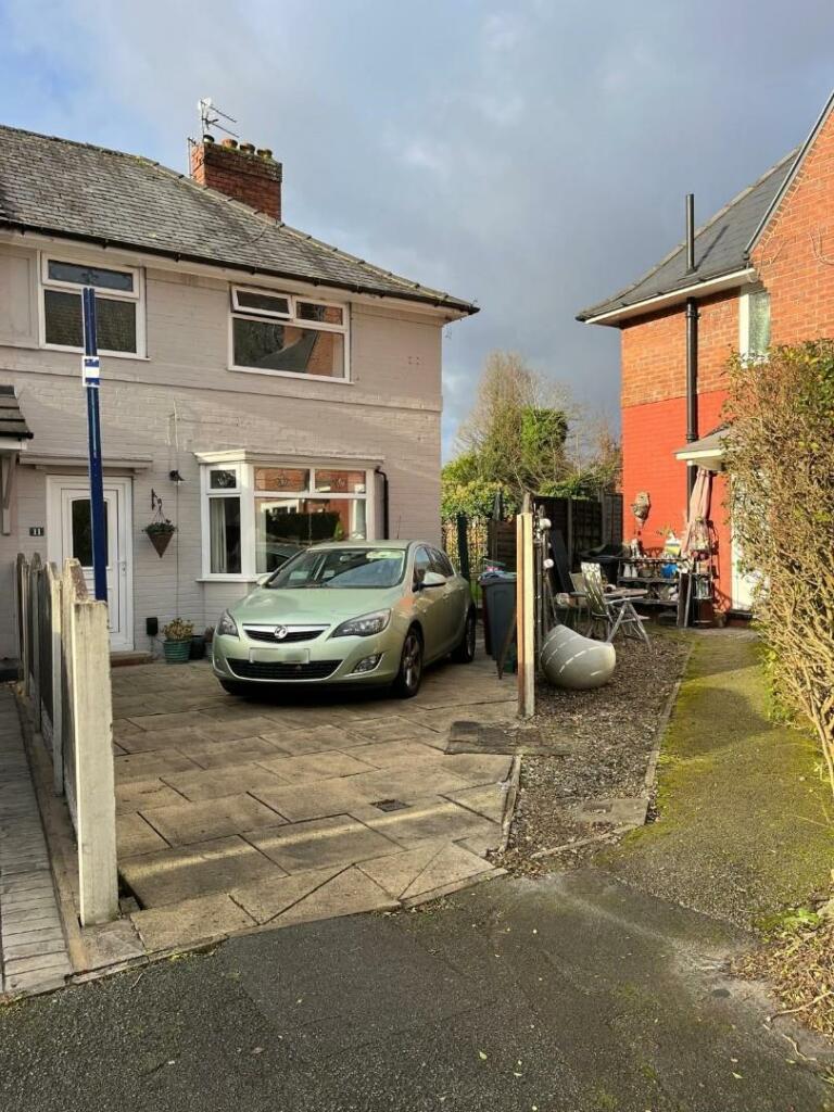 driveway picture.jpg