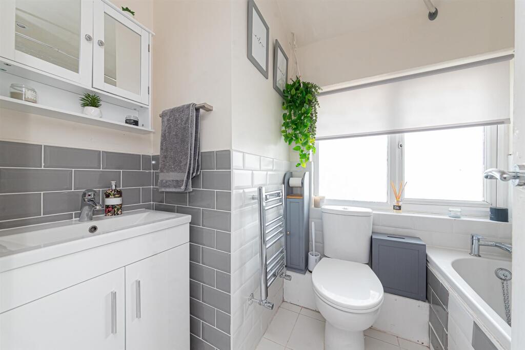 31 Chetwode Place (5).jpg