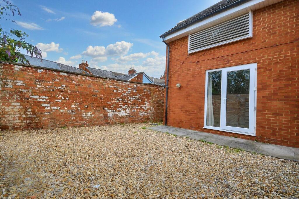 Semilong court (6).jpeg