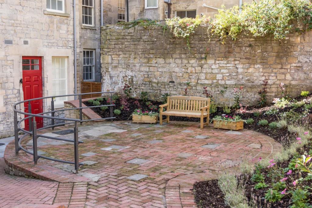 17 Coachworks-12.jpg