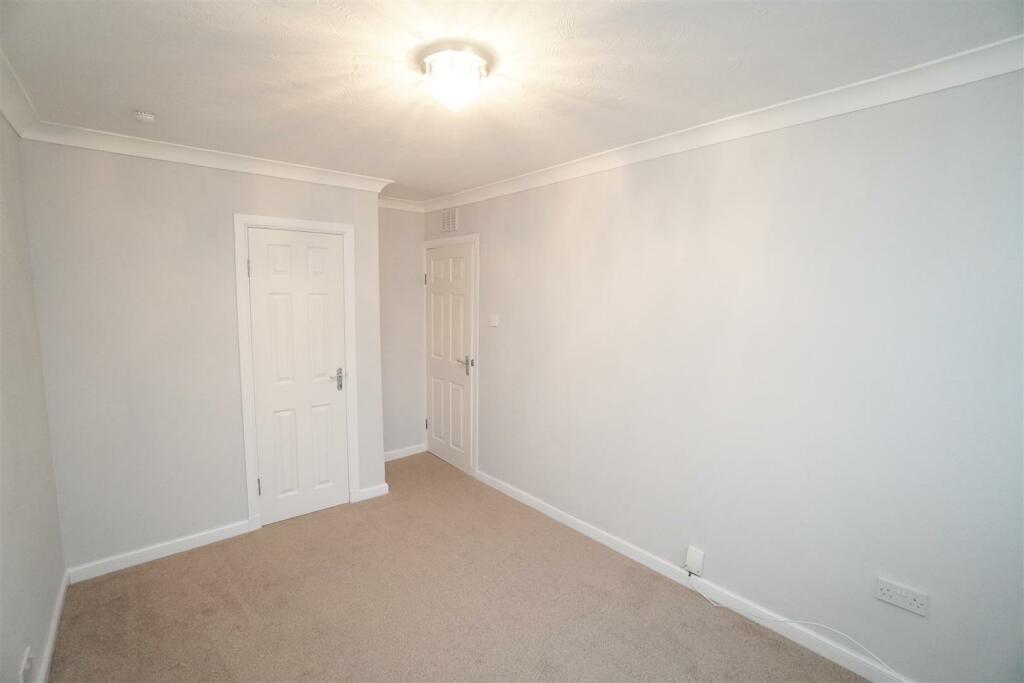 bedroom.jpg