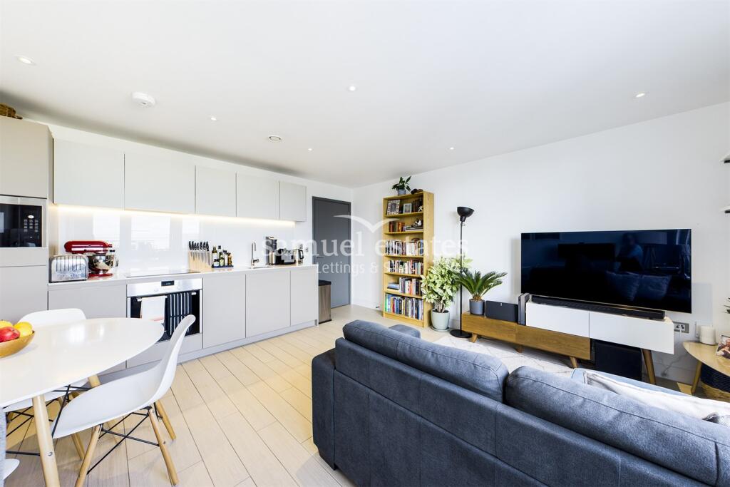 Living Room / Kitche