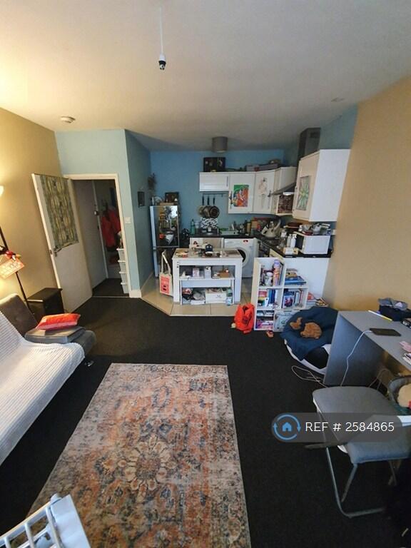 Open Plan Lounge/Kitchen