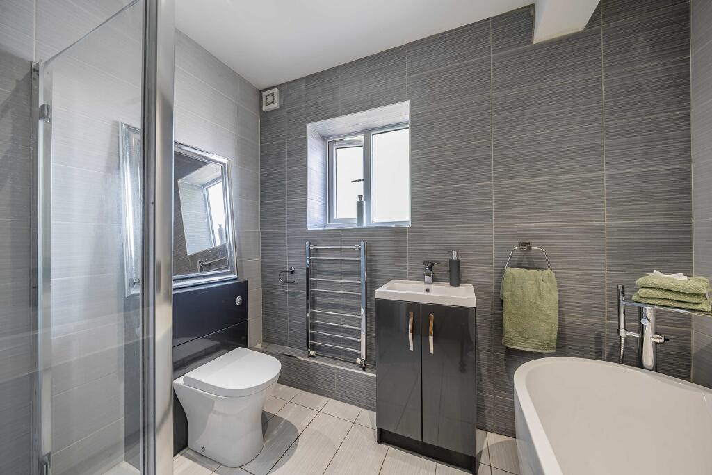 1305334-8-6849d1a98c0b0