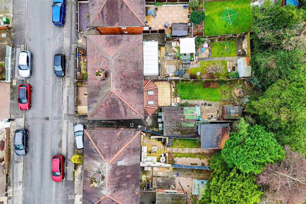 DJI_20251229124332_0630_D-DJI_20251229124332_0634_