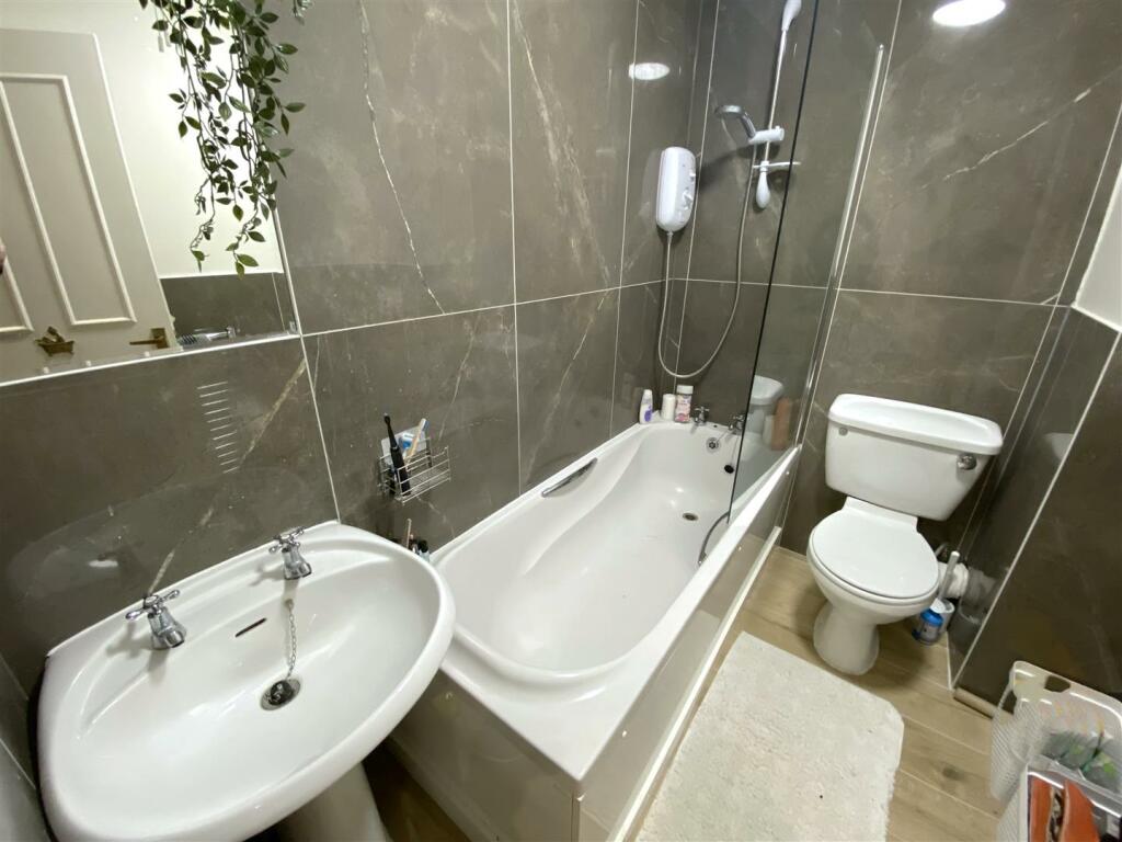 Bath.jpg