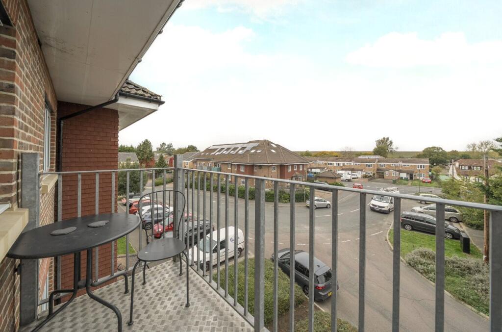 1362560-4-68e8cf0...