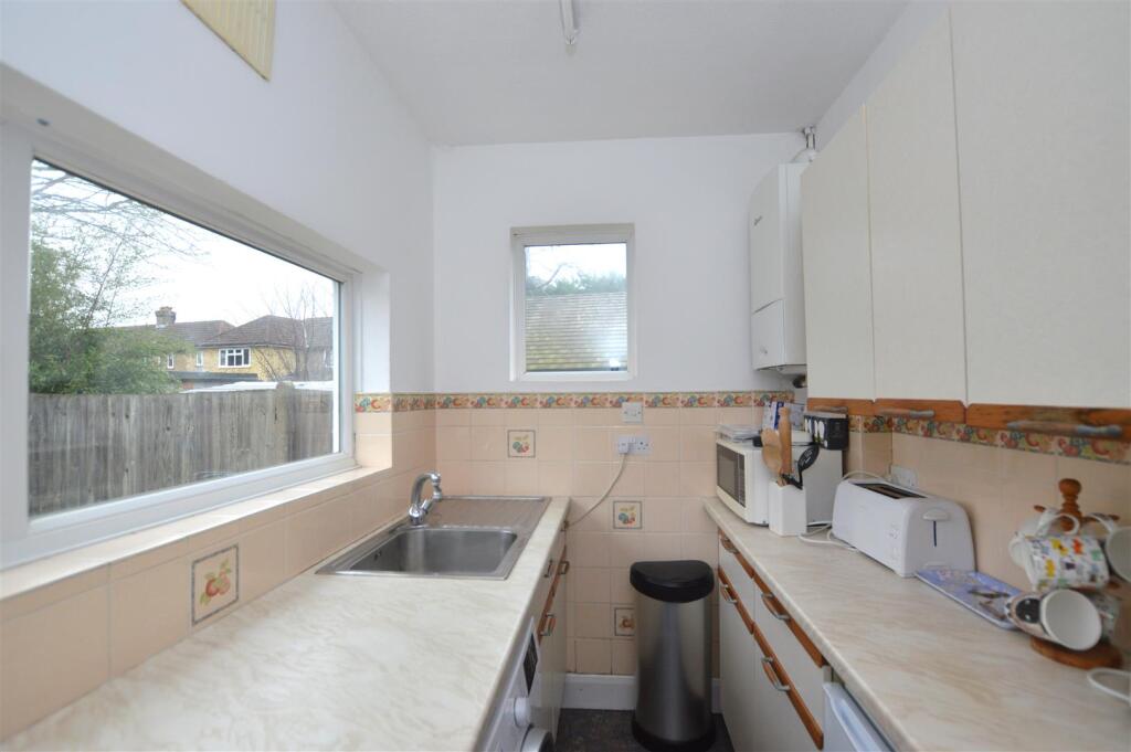 1 Bramley Close kit Jan 25.JPG