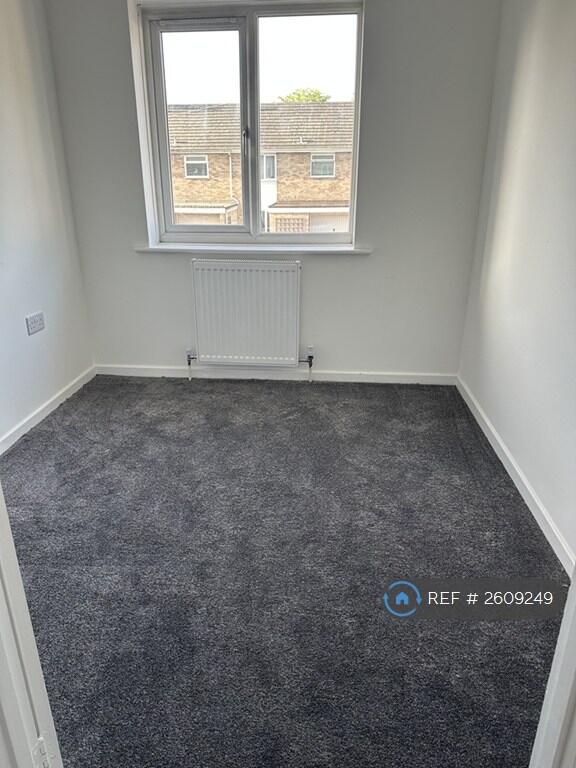 Third Single Bedroom/ Study