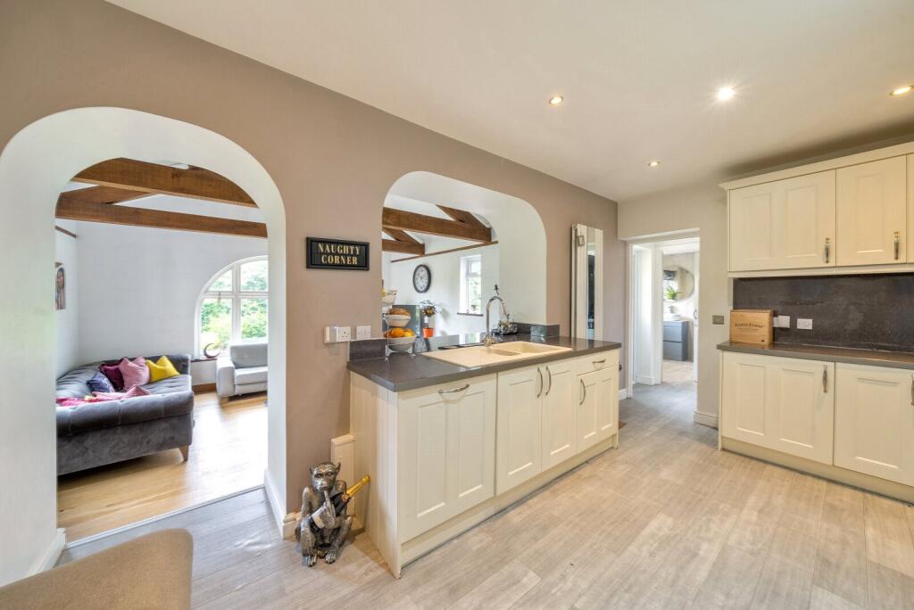 1315048-10-685d8d...