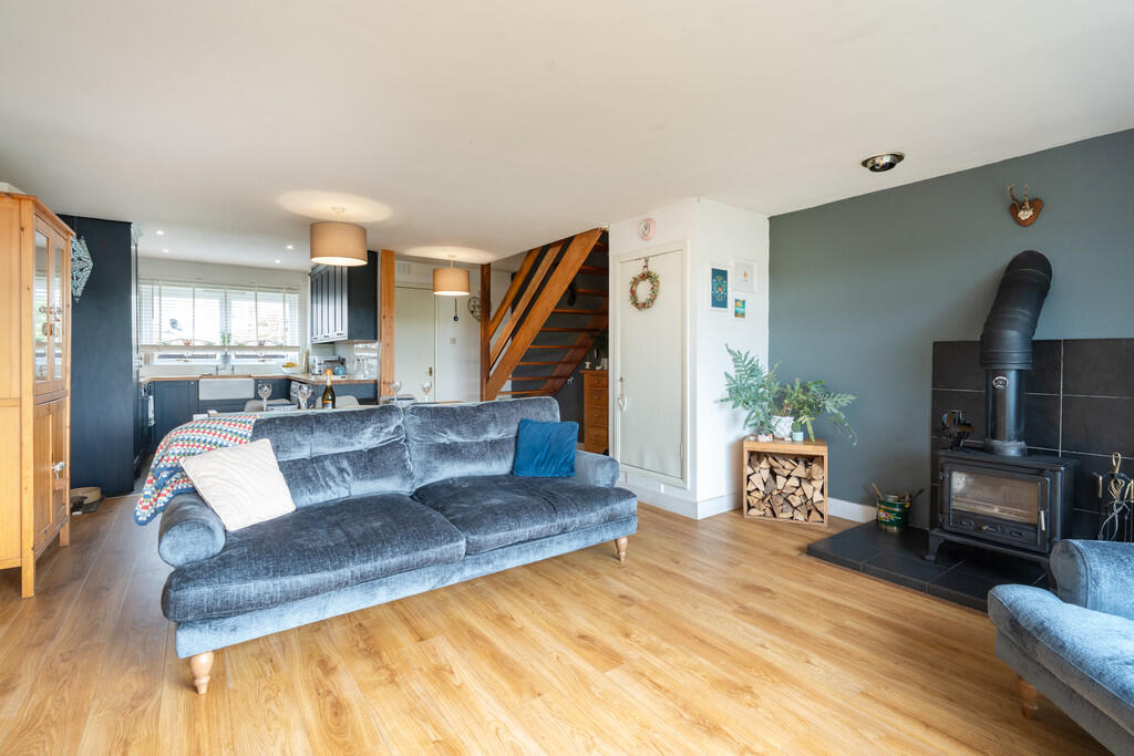 79 Glenview Drive...