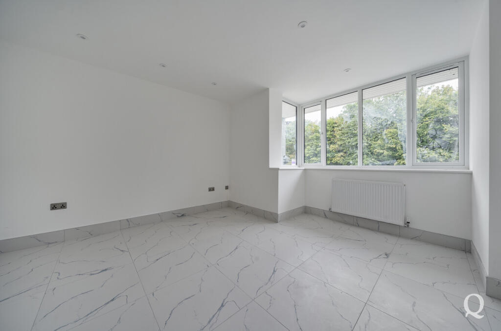 093f2dee-bcf9-425...