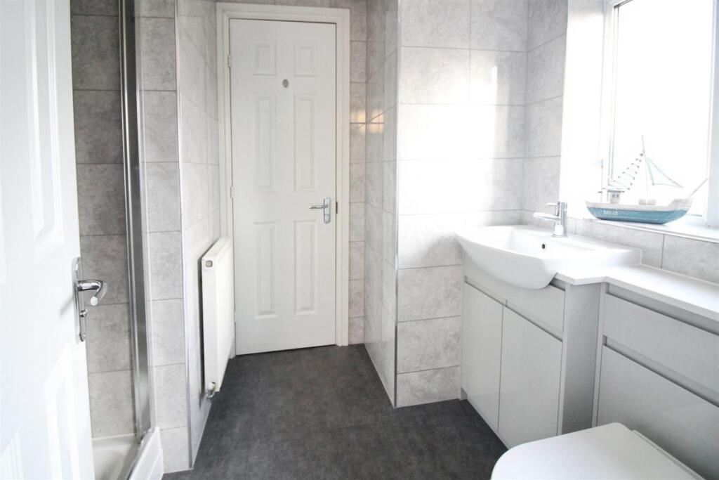 Jack &amp; Jill En suite