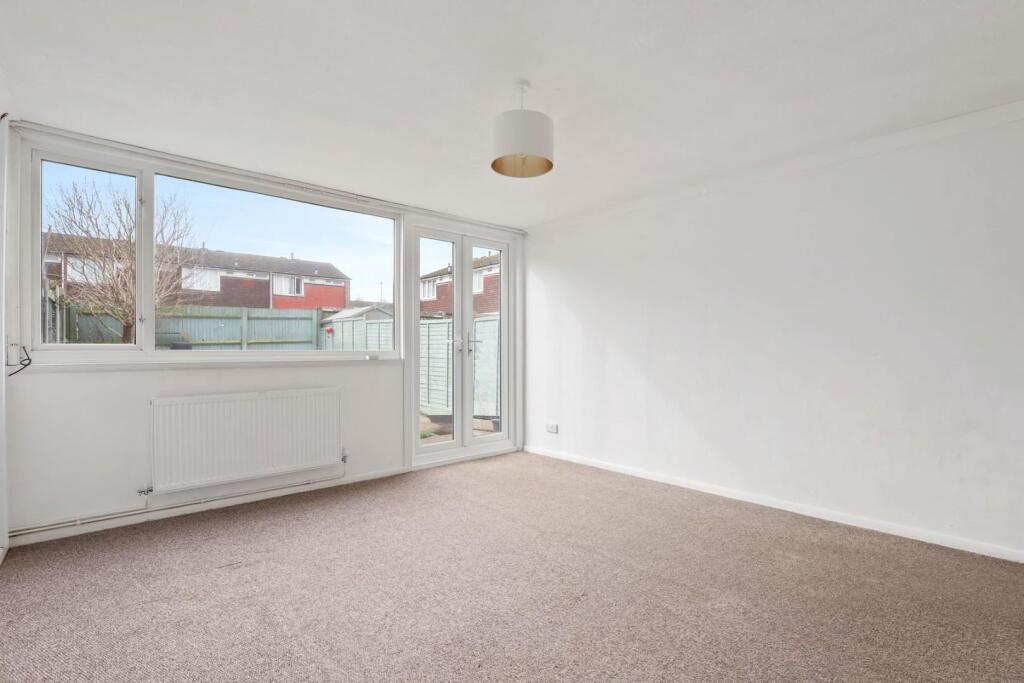 07-da88JHPropWpen - Flat C, 15 Lynette Road - 21 (