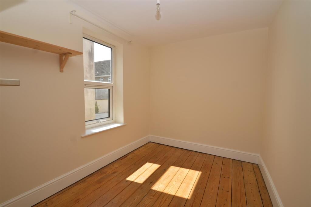 4 Tudor Road (5).JPG