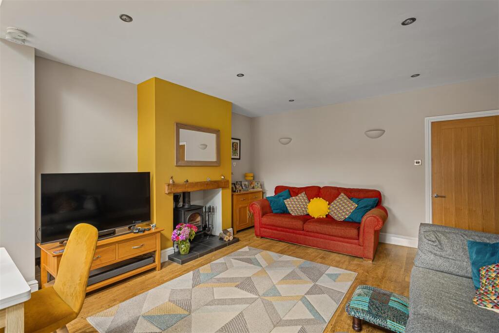 554_Huntington_Road_52.jpg