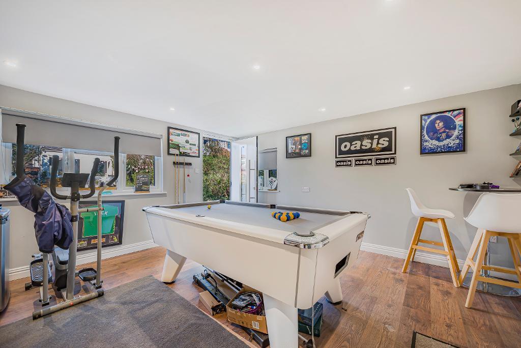 INTERIOR OF GARDEN CABIN