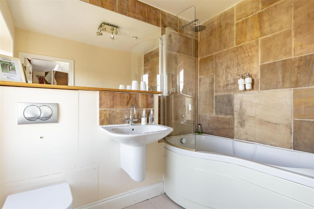 Bedroom Four En-Suite