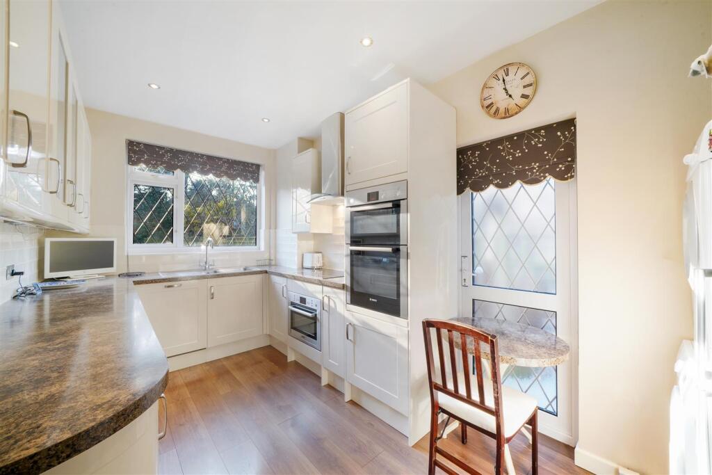 16 Mulgrave Road - KtH3Si5pcKTCQotetFLB.jpg