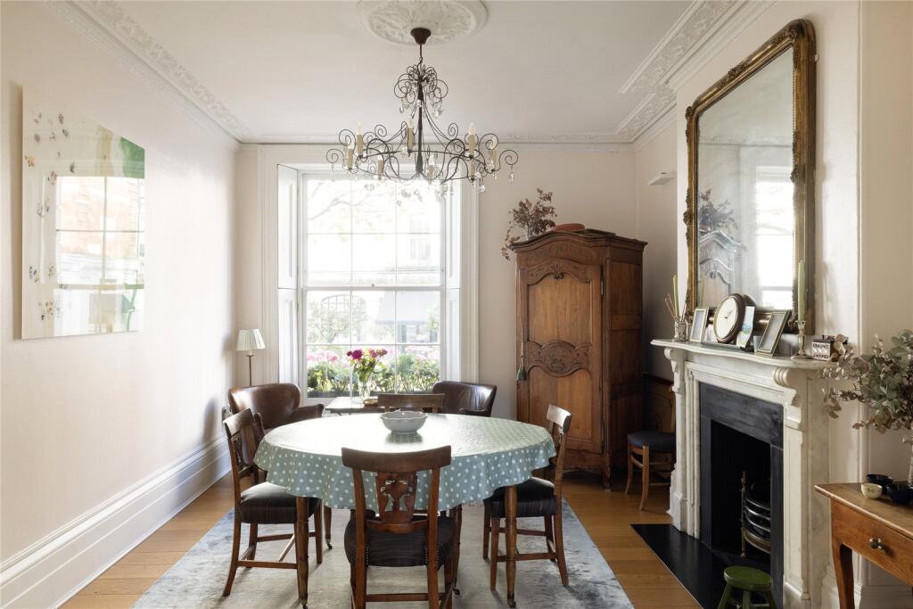 Old Brompton Road, London, SW5