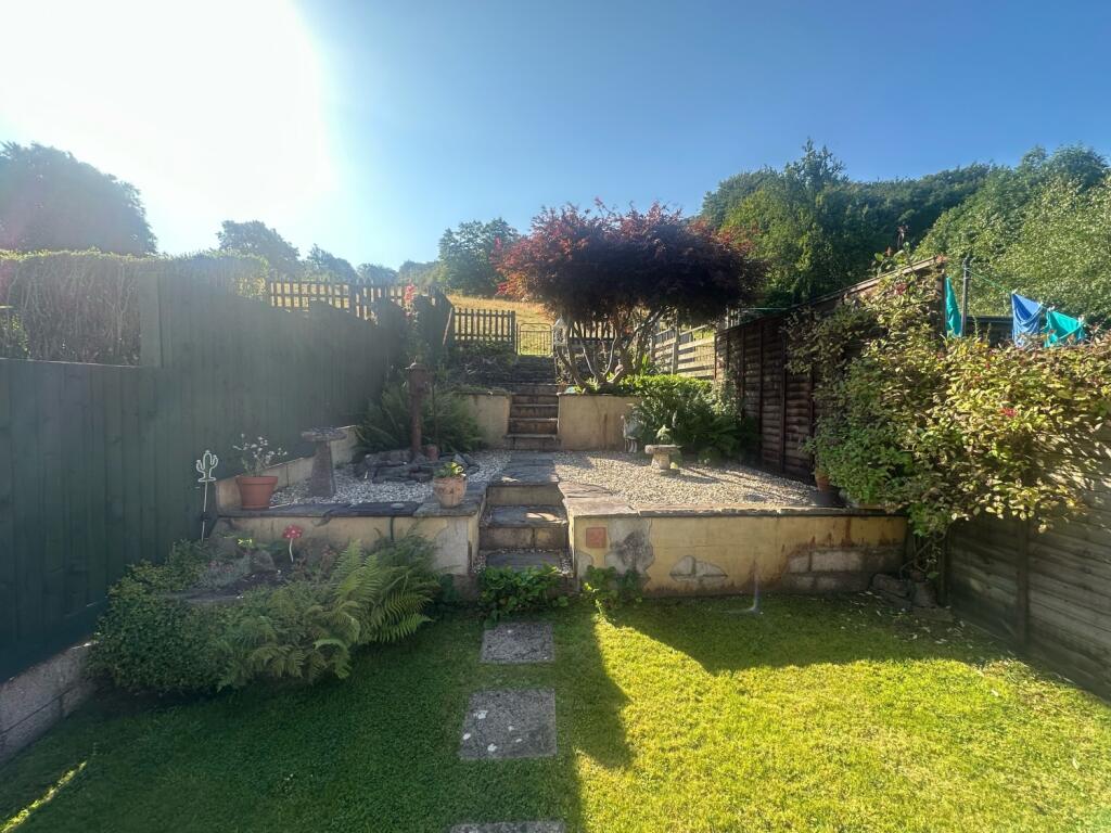 E94A689B-7FAB-4102-A36E-52A61282FD61