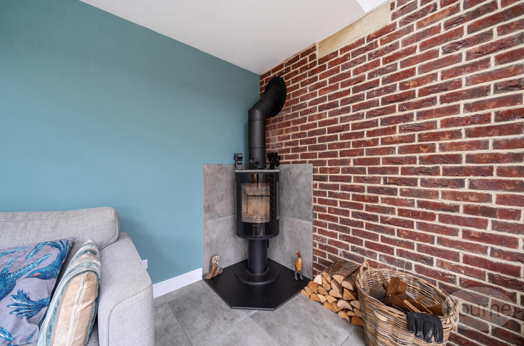 eec49384-15e4-4fb...