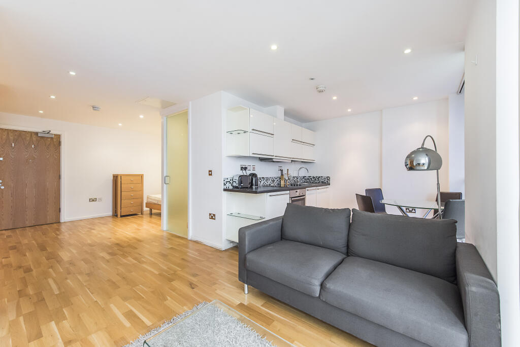 (1).jpg