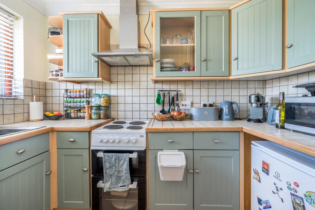 1317754-11-686d8a...