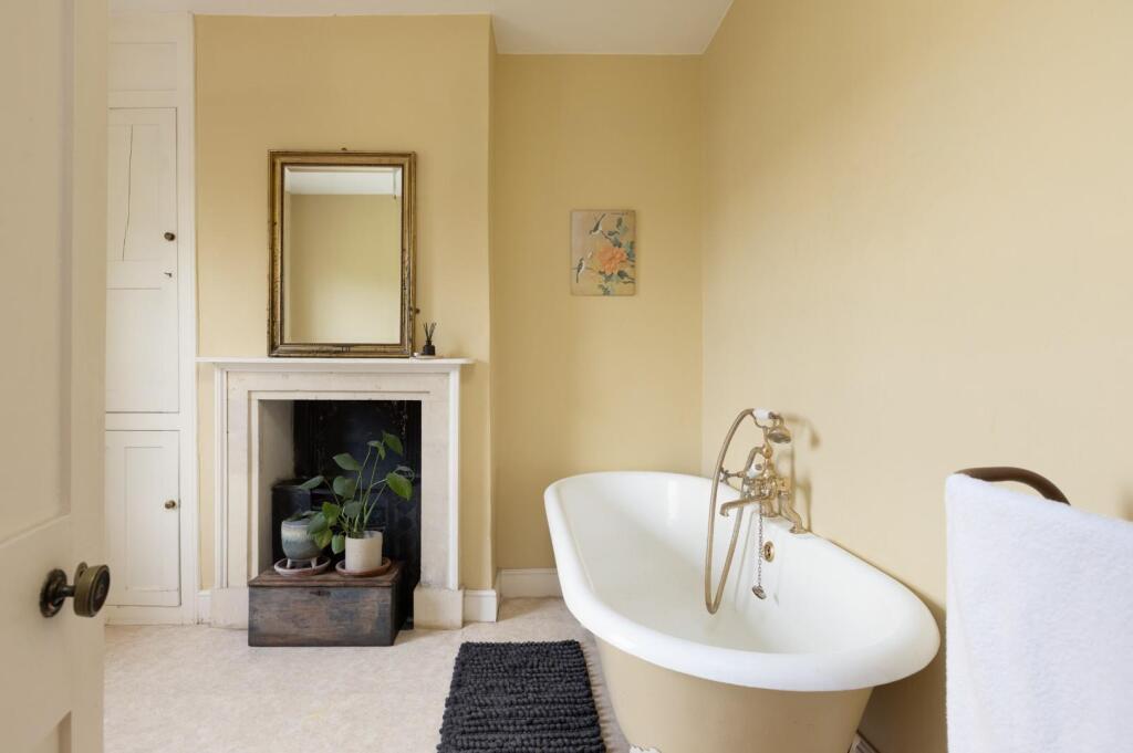 332 Stapleton Road-19.jpg