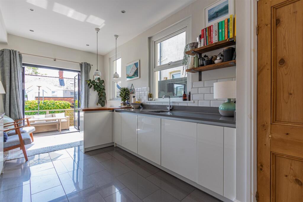 Amesbury Road 22 (26 of 26).jpg