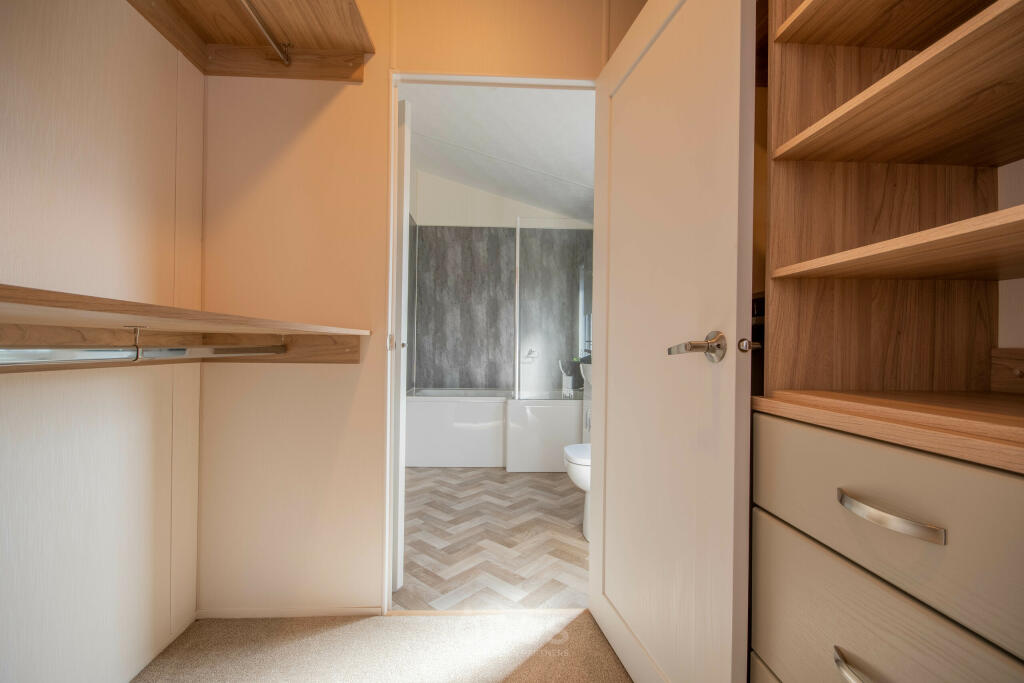 Walk in Wardrobe