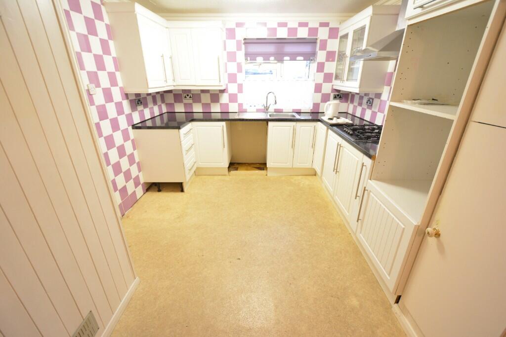 Fitted Kitchen:
